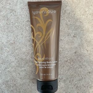 Brand new, still sealed Younique self tanning body lotion.